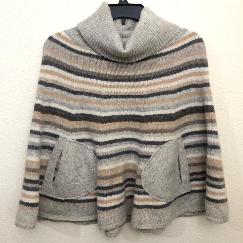 GAP Womens XS/S Turtleneck Poncho Sweater Pockets Striped Knit 100% Lambs Wool